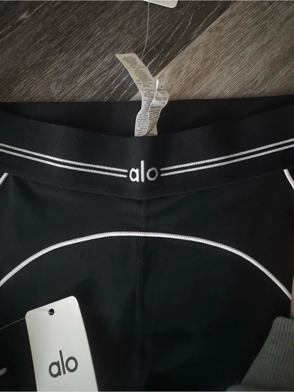 ALO Yoga alo yoga